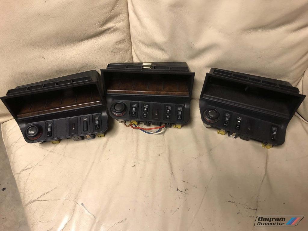 Bmw E36 knoppenbalk console aansteker midden bak M3 3-serie, -, Utilisé, -, Enlèvement ou Envoi
