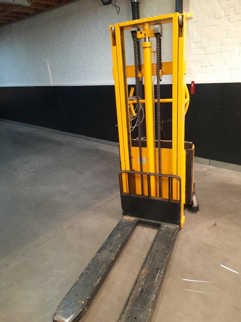 Stapelaar, Jusqu'à 1 000 kg, Enlèvement, Empileur, Jungheinrich