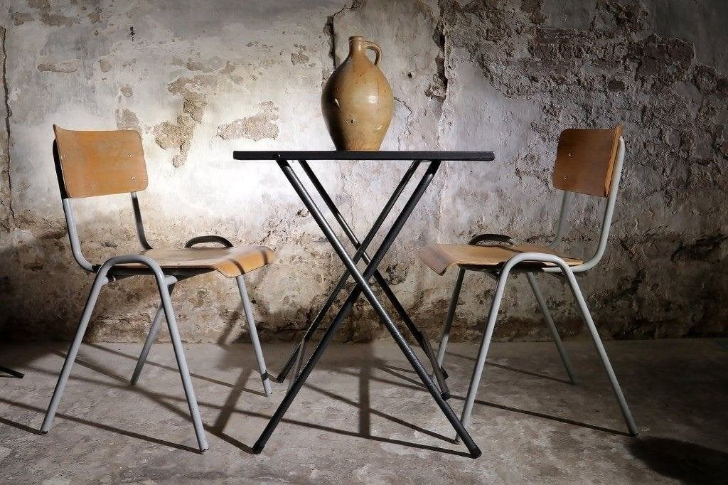 Tables pliantes industrielles en métal, tables de patio,, Enlèvement