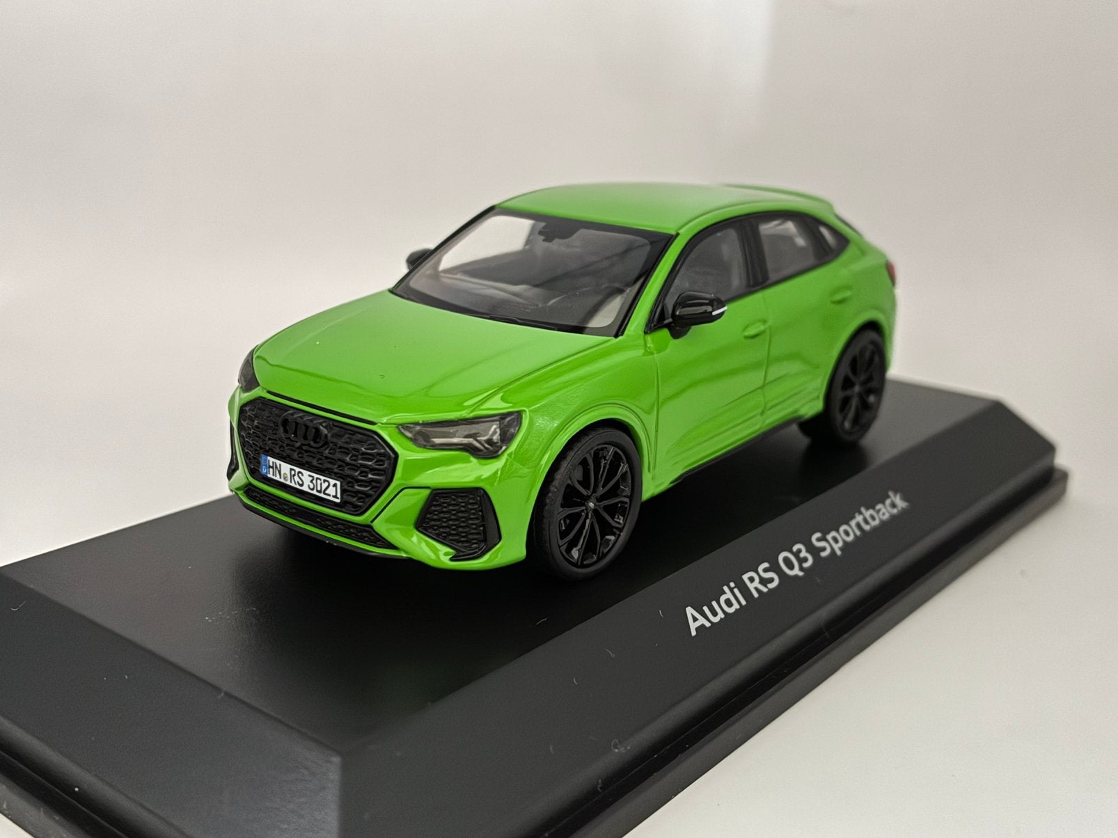 Audi RS Q3 Sportback (Type F3N) 2020 - MiniChamps, Ophalen of Verzenden, Nieuw, Auto, MiniChamps