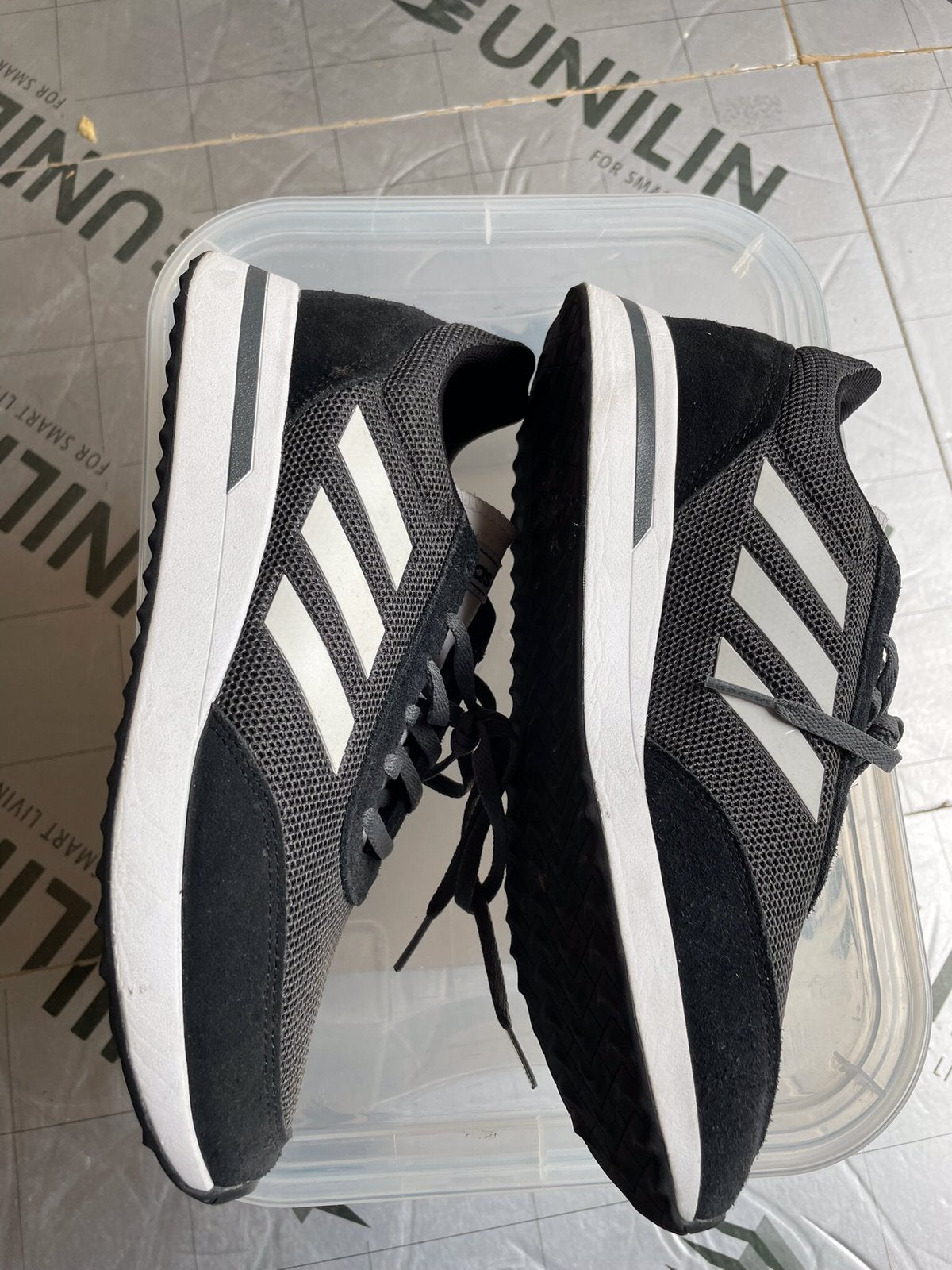 Adidas, Ophalen, Zo goed als nieuw