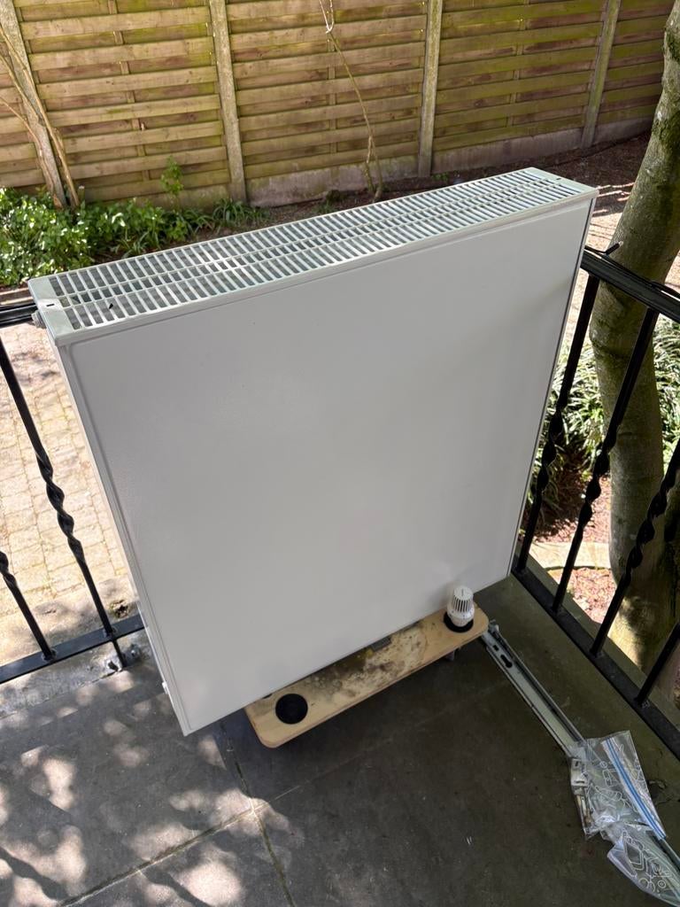 Buderus radiator, Ophalen, Zo goed als nieuw, Radiator