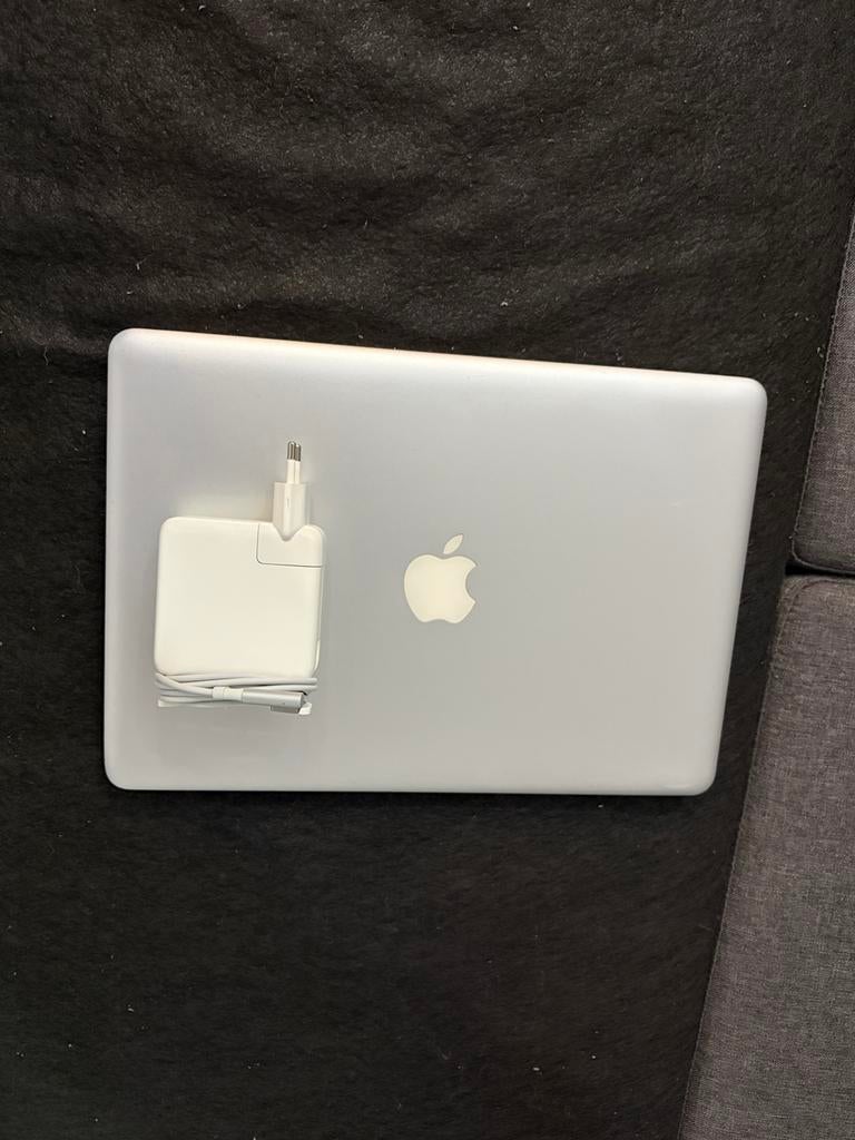 Apple MacBook Pro, Computers en Software, 256 GB, 8 GB, 13 inch, Zo goed als nieuw