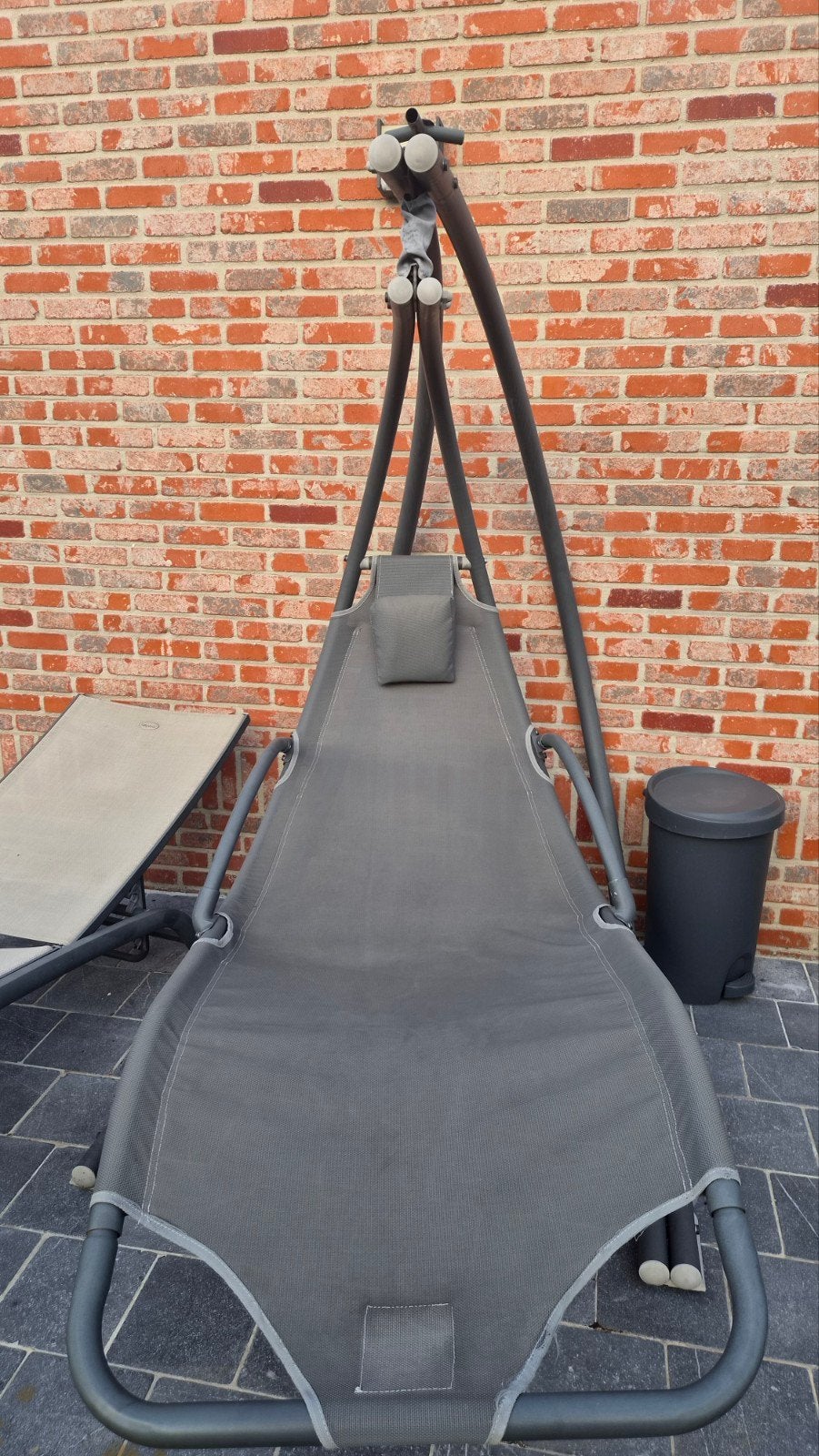 Schommelstoel Hangstoel, Ophalen