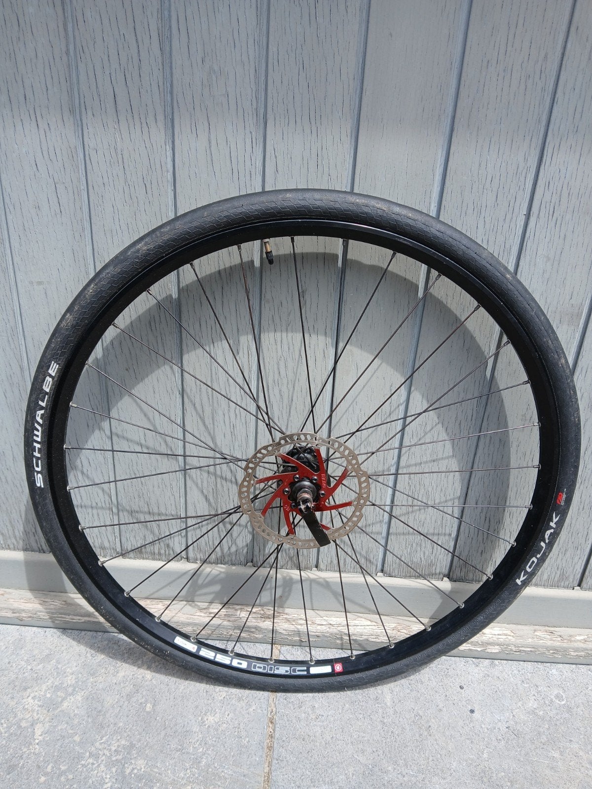 Frein à disque Koga à roue avant de 28 pouces, Enlèvement, Utilisé, Aluminium, Koga