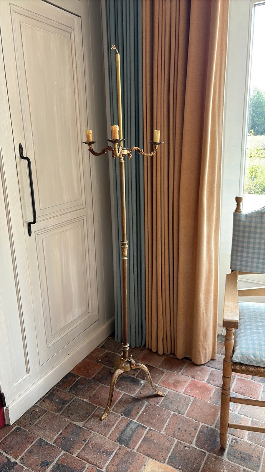 Oude staande lamp, Ophalen