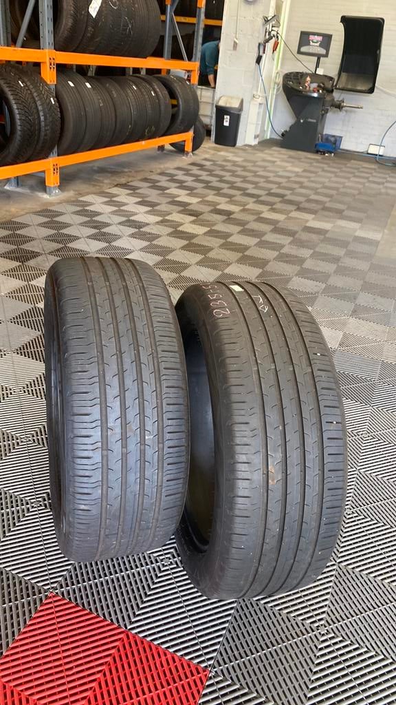 235/60/19 103v merk continental per stuk 70 eur, Ophalen