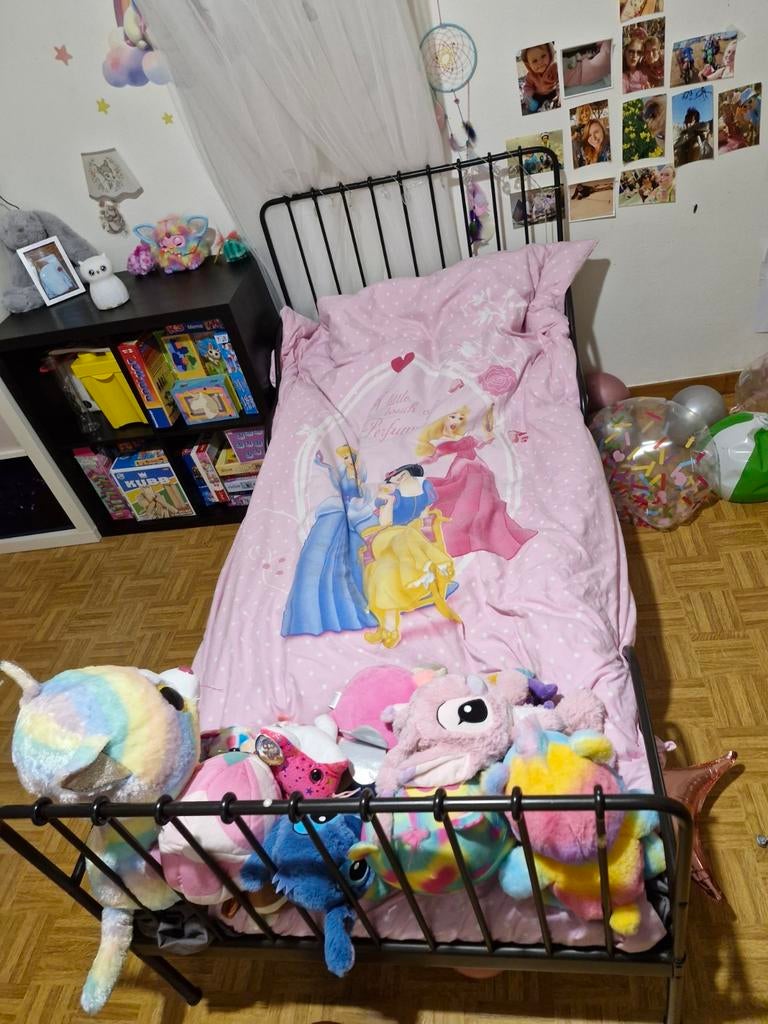 Verstelbaar kinderbed inclusief lattenbodem + matras, Kinderen en Baby's, Ophalen, Lattenbodem