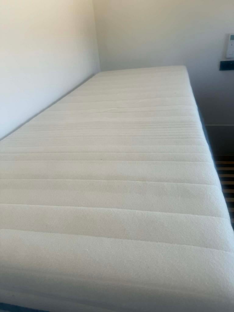 2 matrassen, Huis en Inrichting, Ophalen, Zo goed als nieuw, Matras