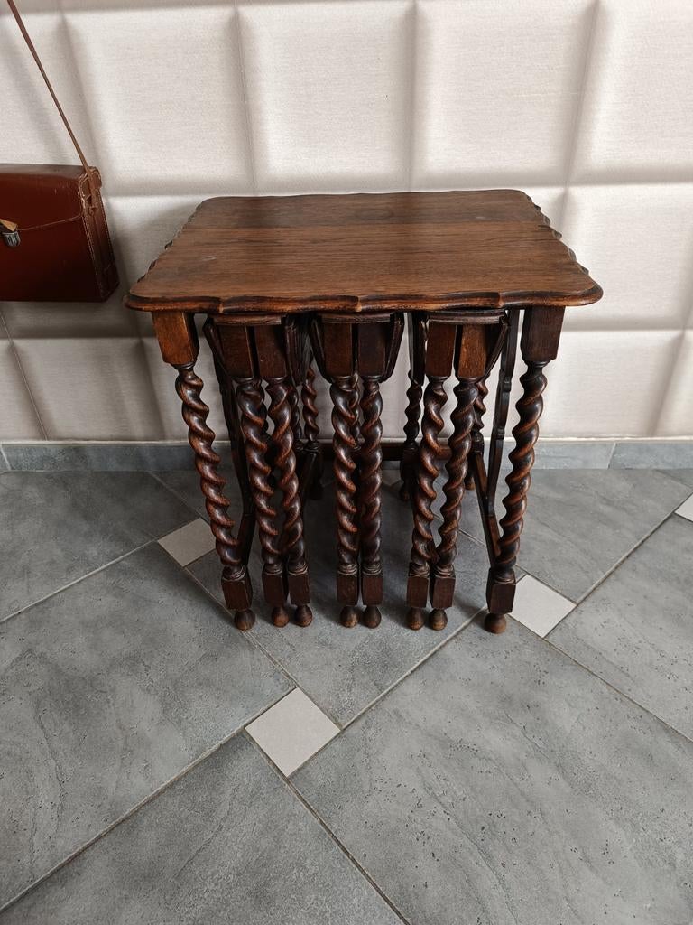 Ancienne tables basses gigogne et d'appoint anglaises 1950, Maison & Meubles, Enlèvement ou Envoi, Bois