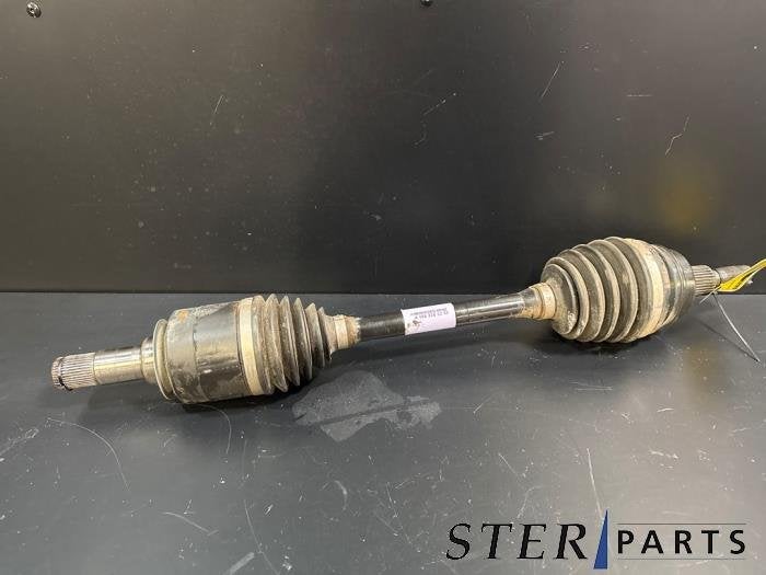 Arbre de transmission avant gauche d'un Mercedes GLE, Autos : Pièces & Accessoires, Freins & Transmission, Mercedes-Benz, Utilisé