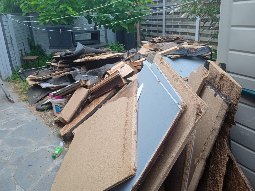 Hout om Ieper 8900 te geven, Tuin en Terras, Brandhout, Ophalen, Stammen