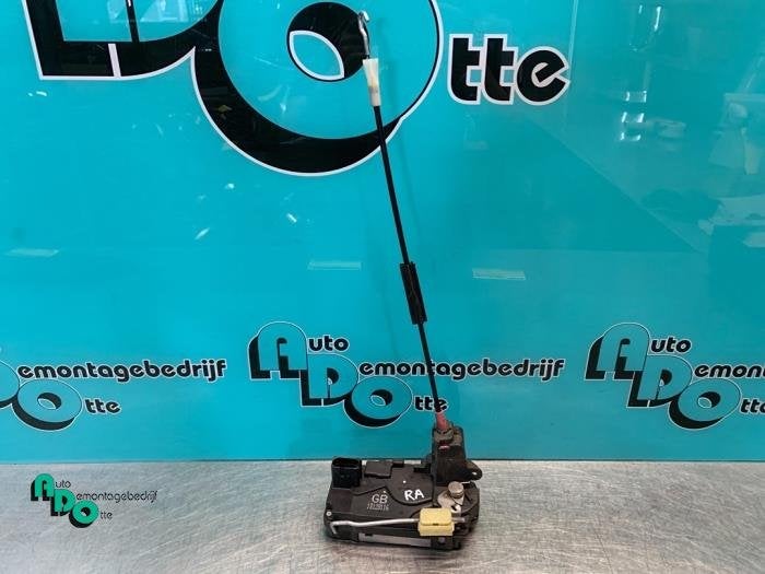 Deurslot Mechaniek 4Deurs rechts-achter van een Opel Astra (, Gebruikt, -, -, Opel