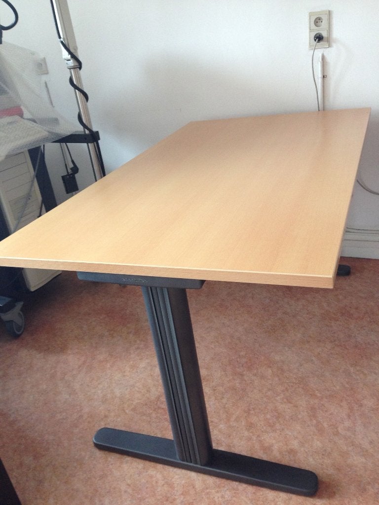 Bureau design de chez Fantoni, Maison & Meubles, Enlèvement, Goulotte de câbles, Comme neuf, Bois