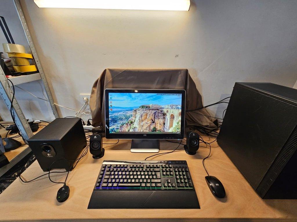W11 Gaming / Thuis PC Setup, Gebruikt, I5 7600, 8 GB, Gaming