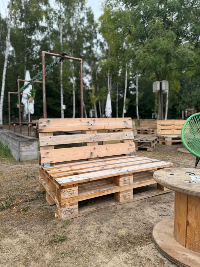 Pallet loungebank - zitbank, Ophalen, Zo goed als nieuw