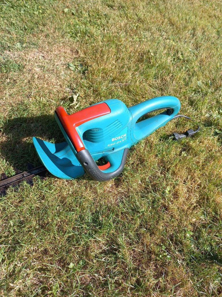 Taille haie Bosch électrique, Enlèvement, Utilisé, Électrique, Bosch Easy Mower