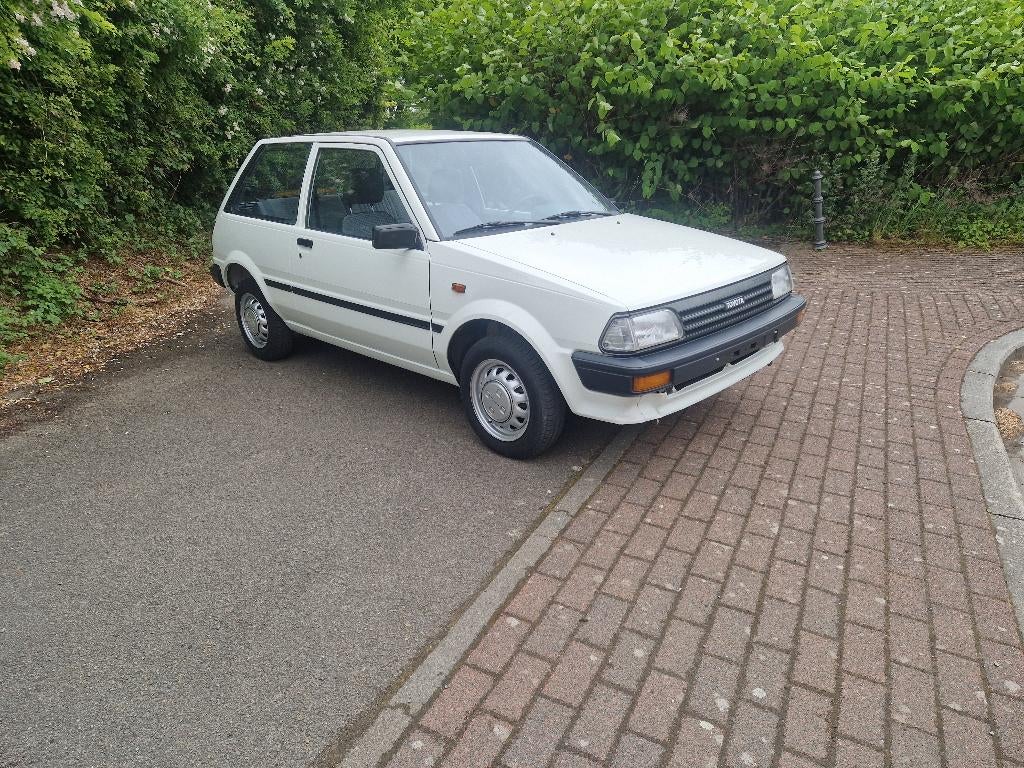 Toyota Starlet, Auto's, Voorwielaandrijving, 4 zetels, Stof, 4 cilinders