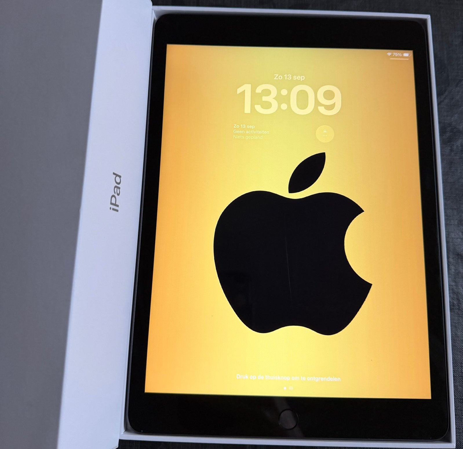 Apple iPad 9e gen.64GB+GRATIS iPad 6e gen.bij volle prijs 🎁, Apple iPad, Zwart, Zo goed als nieuw, 64 GB