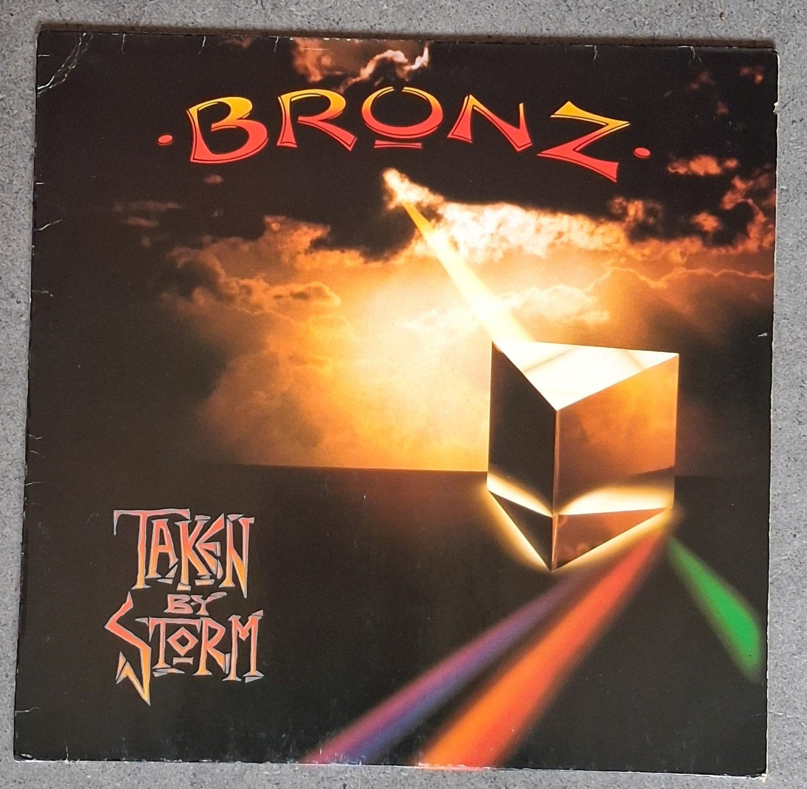 Bronz: Taken By Storm (LP), CD & DVD, Vinyles | Hardrock & Metal, Pressage original, Enlèvement ou Envoi