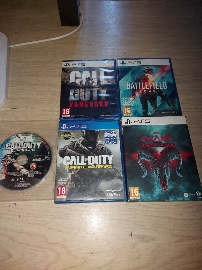 Jeux call of duty en lot the chant limited édition collector, Games en Spelcomputers, Spelcomputers | Overige, Ophalen, Sony, Zo goed als nieuw