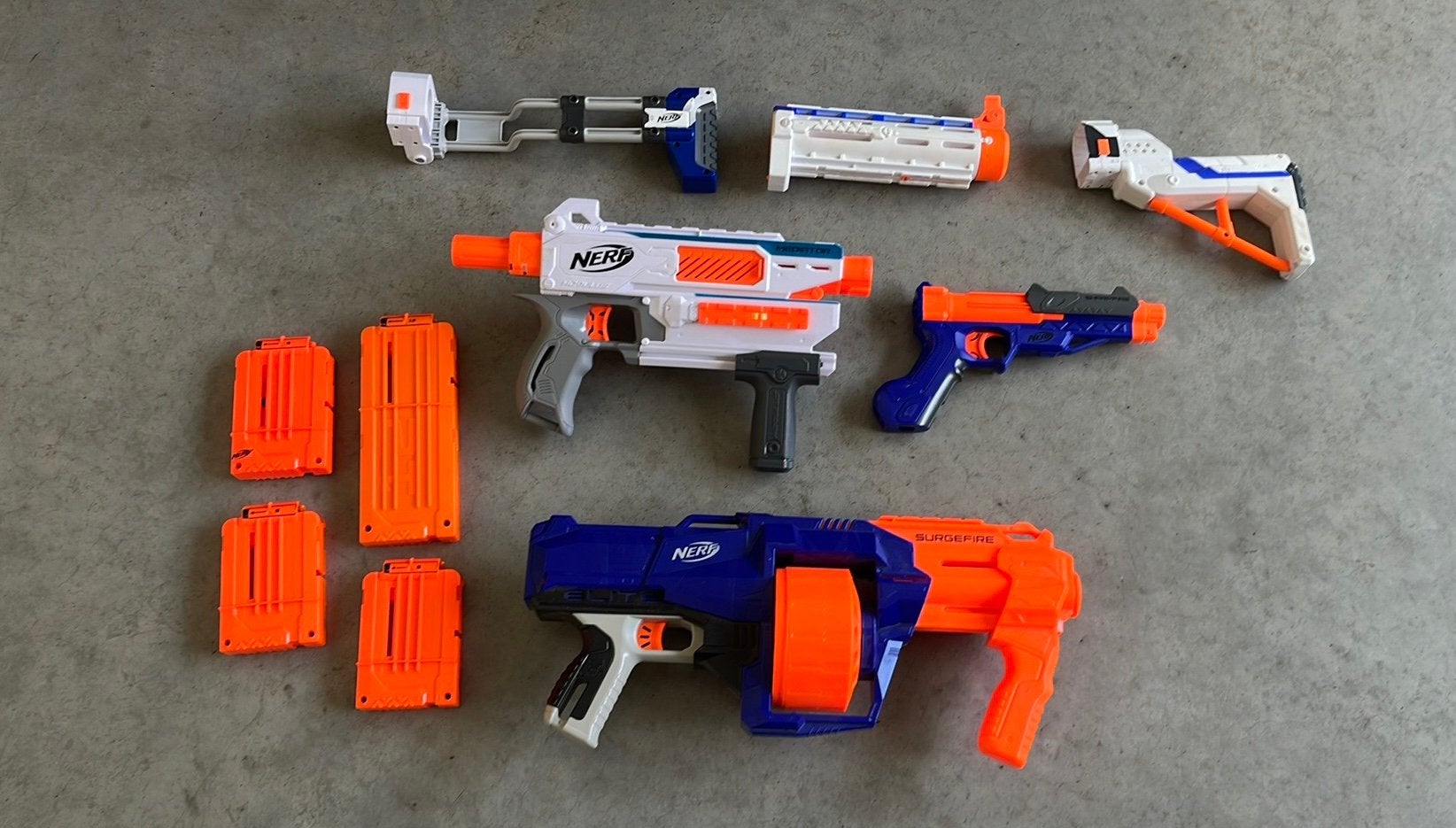 Nerf geweren + accessoires, Kinderen en Baby's, Speelgoed | Buiten | Actiespeelgoed, Ophalen, Gebruikt