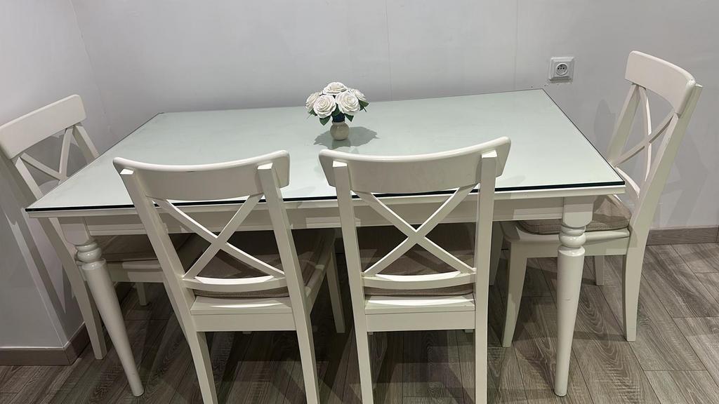 Uitschuifbare eettafel met 6 stoelen, Huis en Inrichting, Tafels | Eettafels, Ophalen, Gebruikt