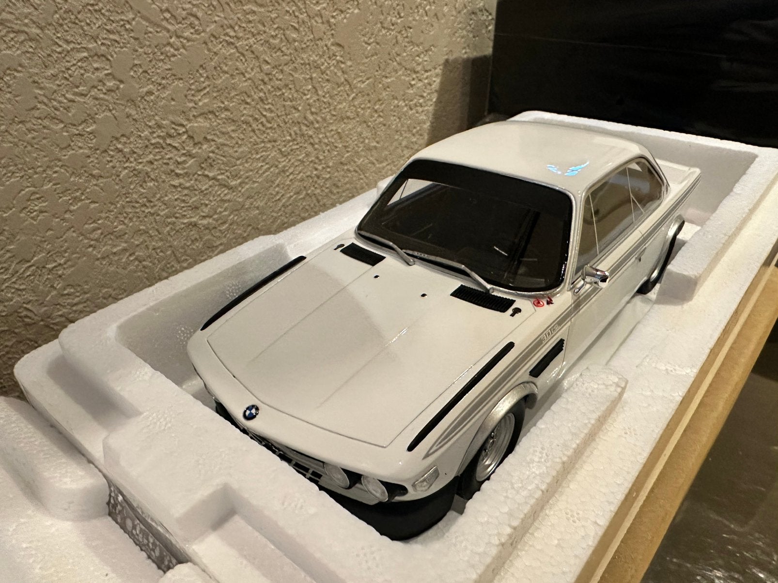 1/18 BMW 3.0 CSL - OttoMobile, Ophalen of Verzenden, Zo goed als nieuw, OttOMobile