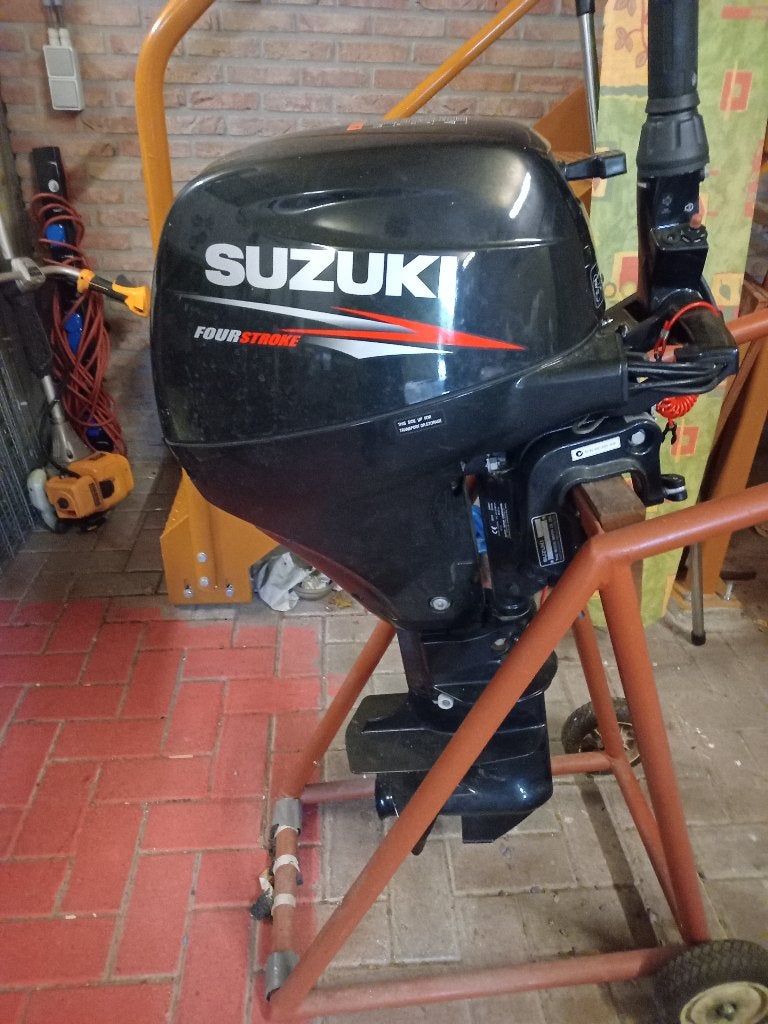 ACCESSOIRES DIVERS POUR BATEAUX, Enlèvement