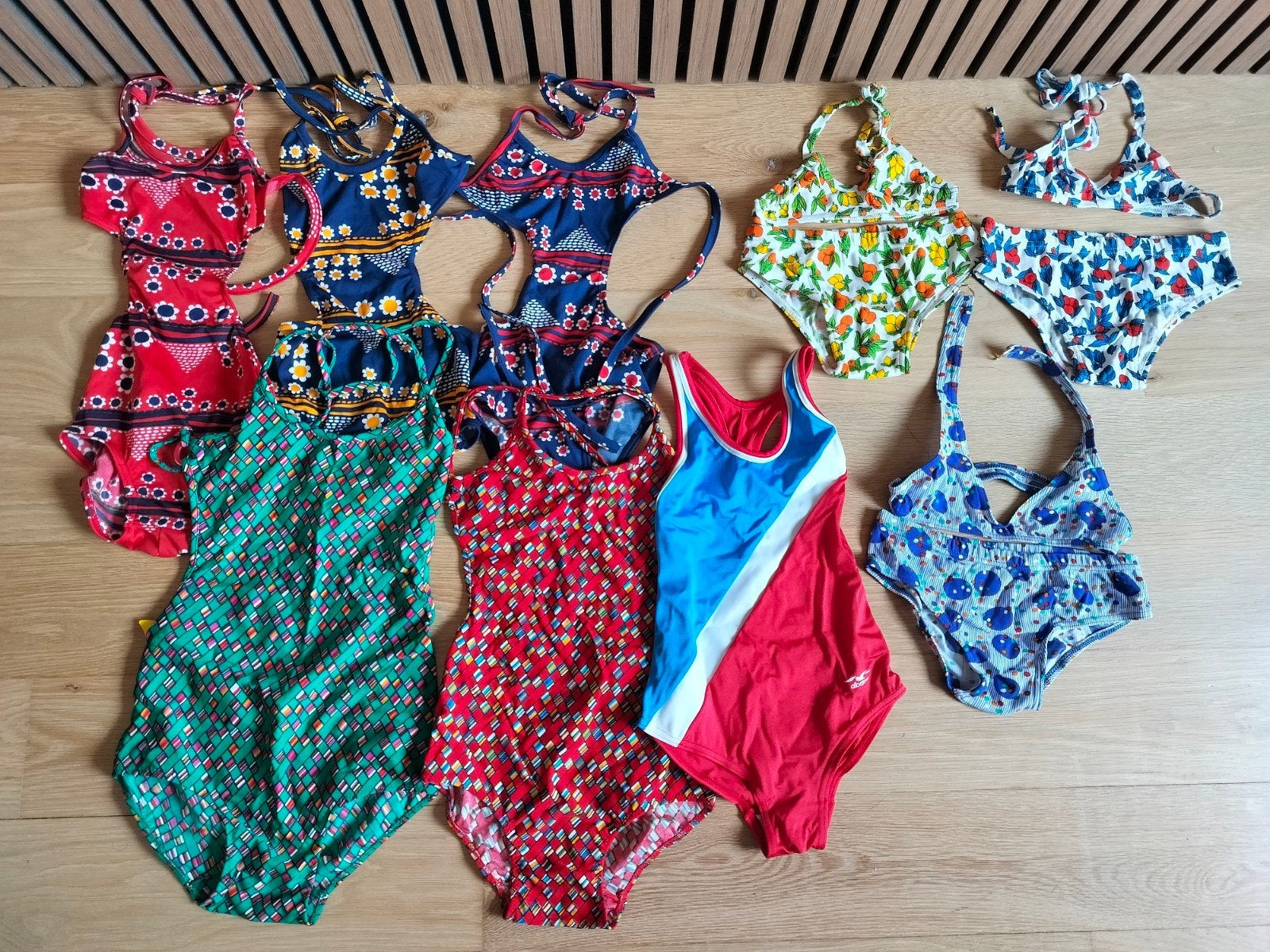 Pakket Retro Kinder Badkledij - 25 stuks, Ophalen