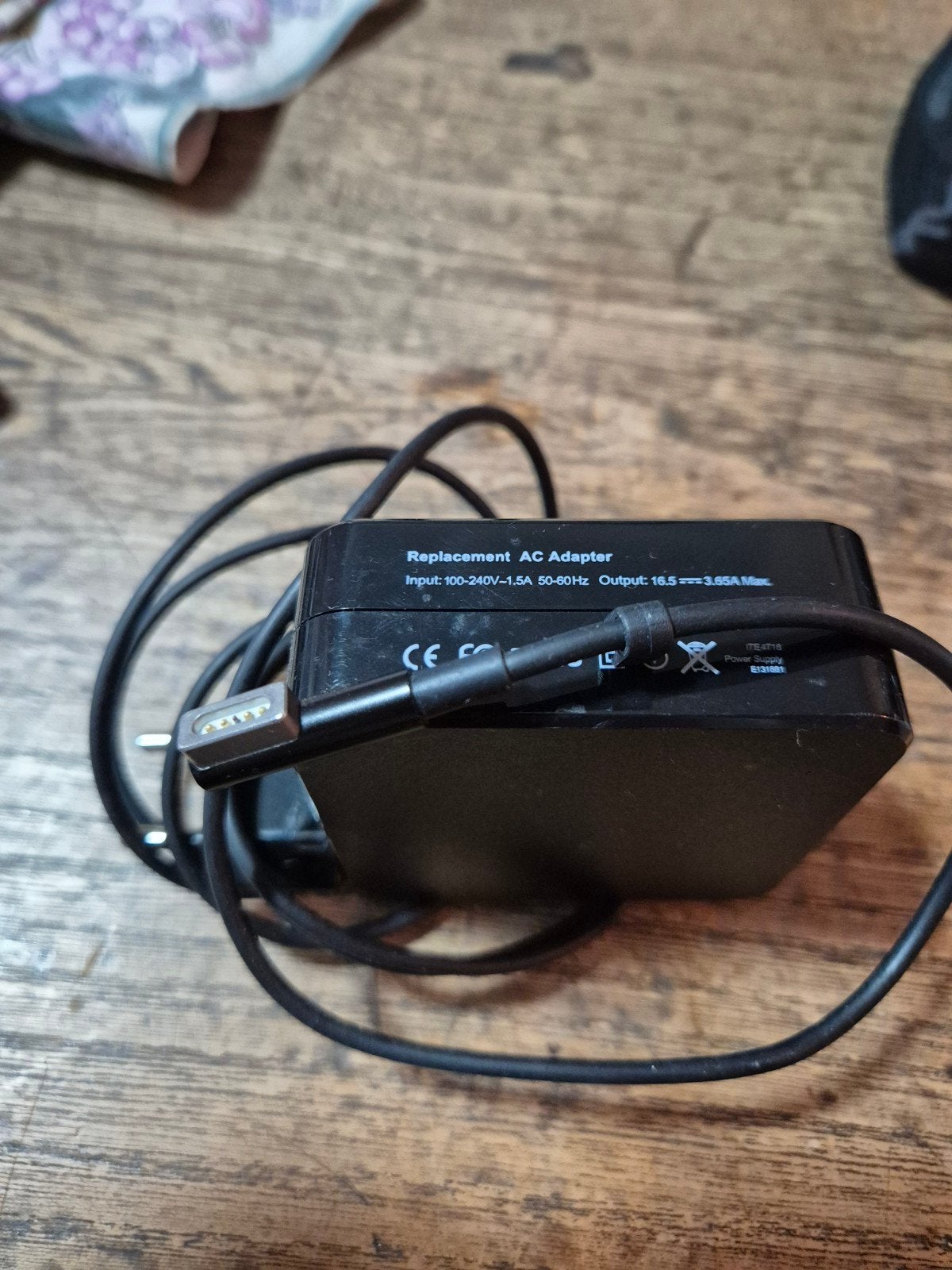 apple macbook 65w magsafe oplader laad, Computers en Software, Ophalen of Verzenden