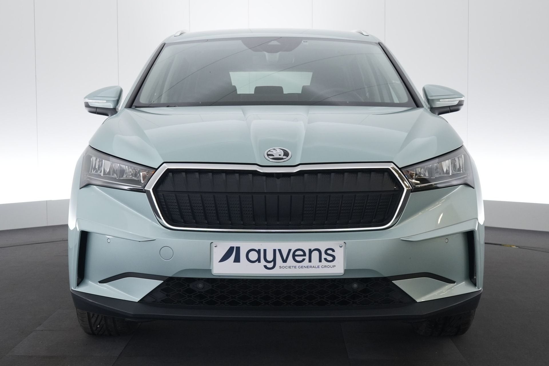 (2CNW062) SKODA ENYAQ, Autos, Cuir, Argent ou Gris, Achat, Entreprise