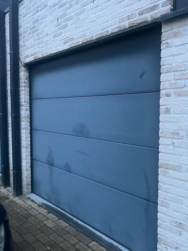 Elektrische garagepoort, Ophalen, Zo goed als nieuw
