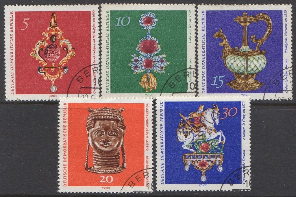 DDR (Oost-Duitsland) - Sieraden en kunstvoorwerpen, Enlèvement ou Envoi, RDA, Affranchi