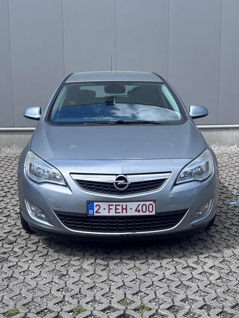 Opel Astra, Euro 5, Achat, Entreprise, Boîte manuelle