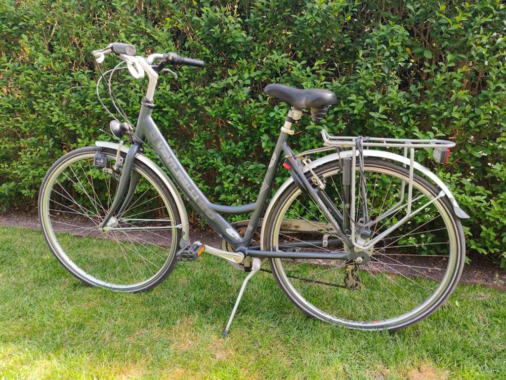 Damesfiets Venturelli, Ophalen
