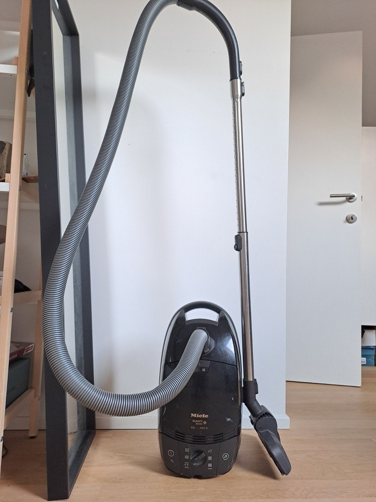 Aspirateur Miele Parkett Special, Enlèvement, Miele