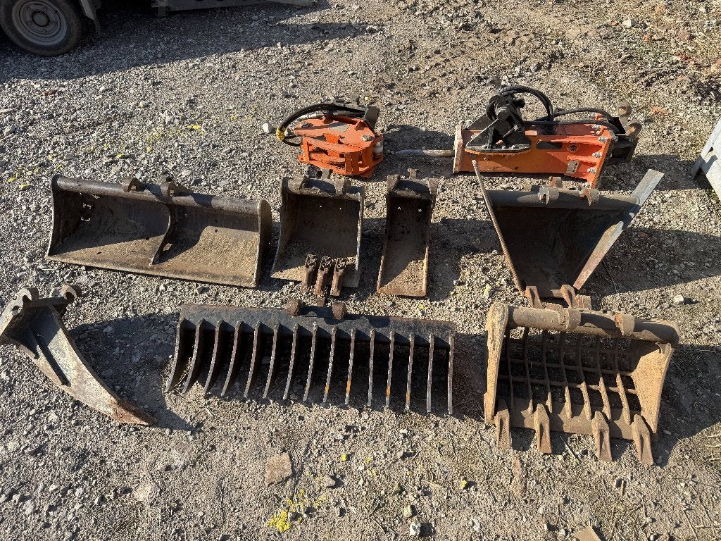 KLAC C : Godets / accessoires mini-pelle, Enlèvement, Excavatrice