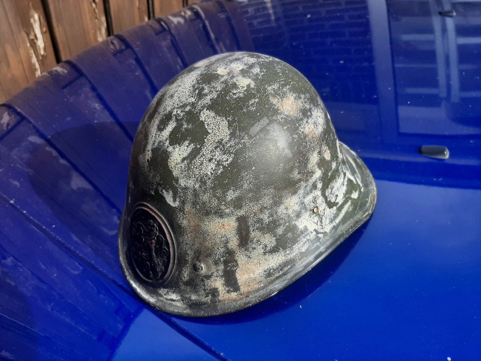 Nederlandse wo2 helm met plaat zonder binnenwerk, Verzamelen, Ophalen of Verzenden, Landmacht, Helm of Baret