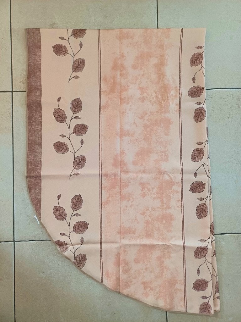 nappe ovale coloris beige, Nappe, Comme neuf, Enlèvement, Lavable