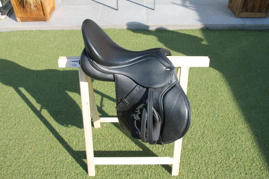 paardenzadel Veelzijdigheid TEKNA LETEK 17 inch, Dieren en Toebehoren, Ophalen, Zo goed als nieuw, Overige soorten