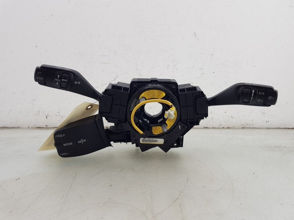 COMBINE COMMODO Ford Focus 2 Wagon (01-2004/09-2012), Utilisé, Ford