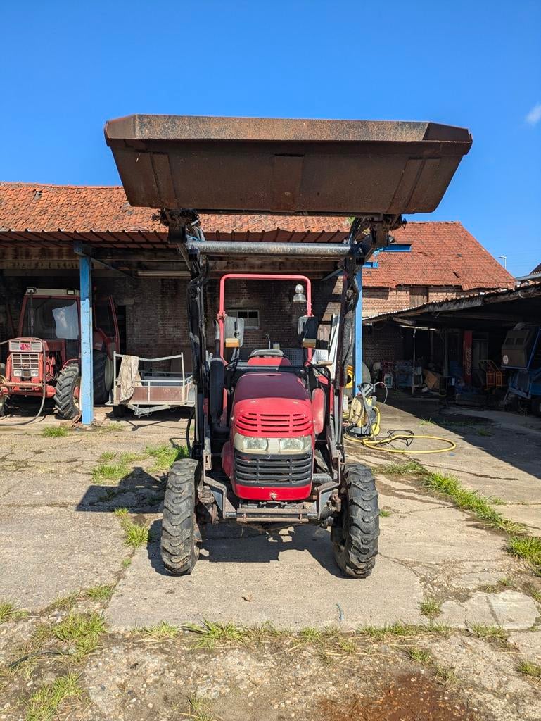 Te koop mooie tractor met schep, Zakelijke goederen, Landbouw | Werktuigen, Ophalen, Akkerbouw, Overige typen