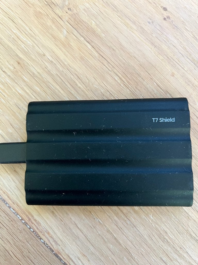 Samsung T7 shield 2TB, Computers en Software, Harde schijven, Ophalen, SSD, Zo goed als nieuw, Samsung