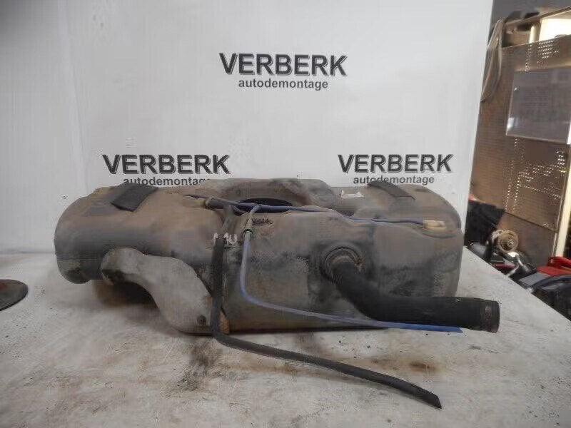 TANK Opel Meriva (A) (01-2003/05-2010) (13199257), Bahnhofsplatz 65423 Rüsselsheim am Main, DE, Enlèvement ou Envoi, Opel, Opel Automobile GmbH