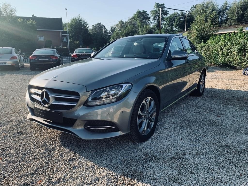 te koop mercedes 180 C, Auto's, Mercedes-Benz, Automaat, Achterwielaandrijving, 4 cilinders, 1600 cc
