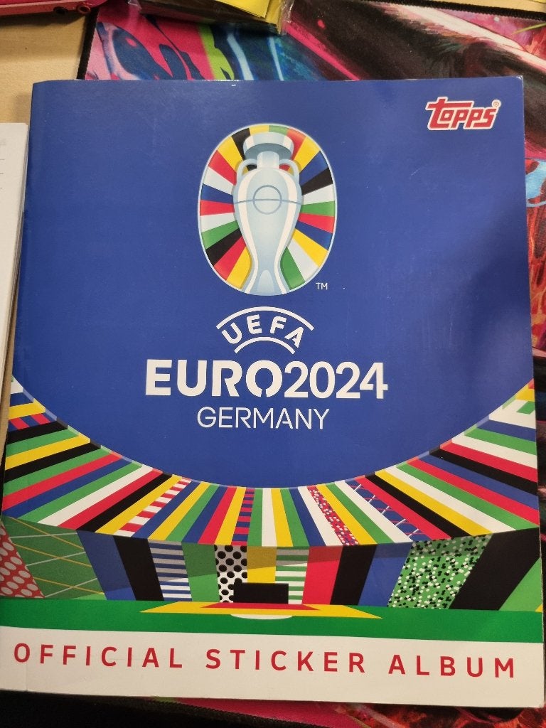 Topps UEFA EURO 2024 GERMANY - stickers, Ophalen of Verzenden, Nieuw, Meerdere stickers