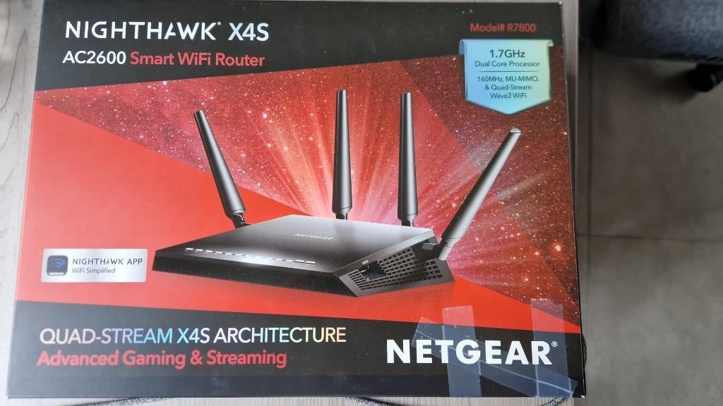 Nighthawk Router, Enlèvement, Utilisé, Routeur, NETGEAR
