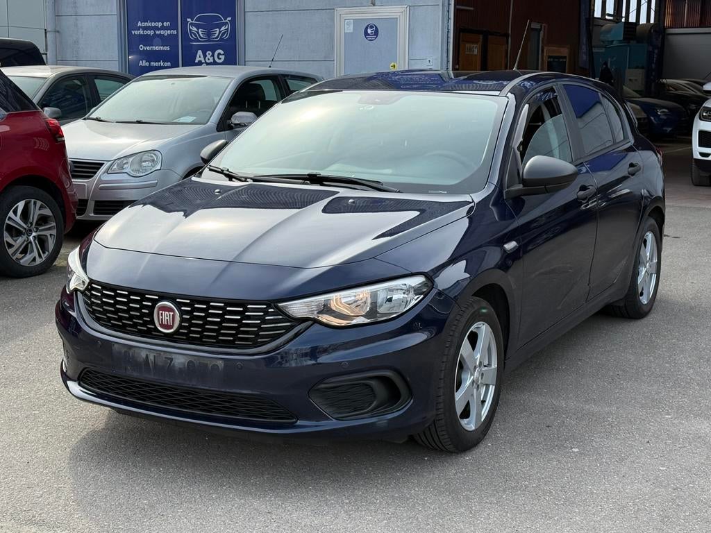 Fiat Tipo 1.4 Benzine 2017 79.920km 12 maanden garantie, Auto's, Voorwielaandrijving, Stof, Euro 6, 4 cilinders