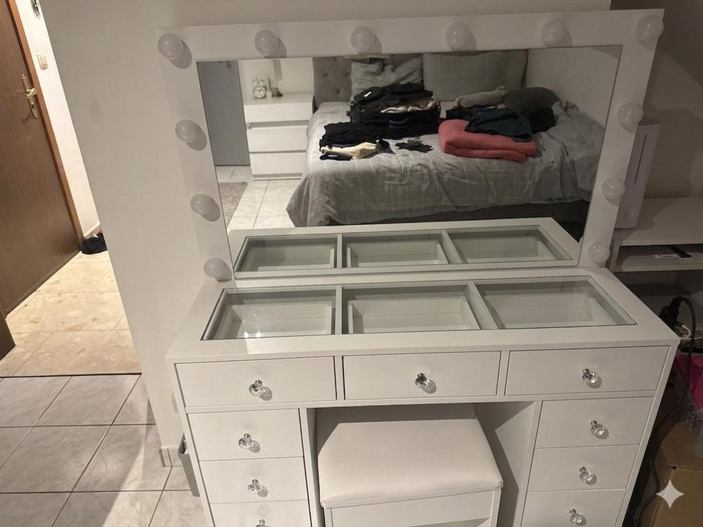 Make up tafel, Ophalen, Zo goed als nieuw